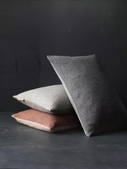Fritz Hansen Cuscino Aiayu, 40 X 60 Cm, Beige 11 Fritz Hansen Cuscino Aiayu, 40 X 60 Cm, Beige -Vendite Tappeti 3948 Objects Cushion Aiayu
