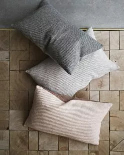 Fritz Hansen Cuscino Aiayu, 40 X 60 Cm, Beige 12 Fritz Hansen Cuscino Aiayu, 40 X 60 Cm, Beige -Vendite Tappeti 6016 Objects Cushion Aiayu