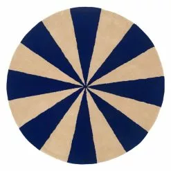 Ferm LIVING Tappeto Taftato Arch, Grande, Blu - Bianco Naturale