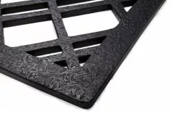 Tica Copenhagen Zerbino Lines, 60 X 90 Cm, Nero 12 Tica Copenhagen Zerbino Lines, 60 X 90 Cm, Nero -Vendite Tappeti TICA Doormat Lines closeup bagside 1