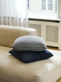 Hay Cuscino Texture, Grigio -Vendite Tappeti Texture Cushion grey Texture Cushion dark blue