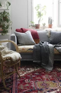 Lapuan Kankurit Fodera Per Cuscino Metsä 45 X 45 Cm, Grigio Chiaro -Vendite Tappeti lapuankankurit metsa blankets and cushion covers revontuli blanket 2