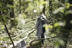 Lapuan Kankurit Fodera Per Cuscino Metsä 45 X 45 Cm, Grigio Scuro -Vendite Tappeti lapuankankurit metsa cushion cover and blanket 1