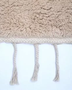 Woven Works Tappeto Patch 01 -Vendite Tappeti patch 01 wool shaggy rug detail photo 2