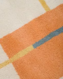 Woven Works Tappeto Patch 02 -Vendite Tappeti patch 02 wool shaggy rug detail photo 2